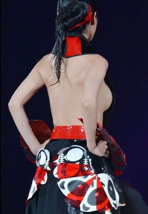 引用 十大女星遭遇意外走光露点瞬间(图)