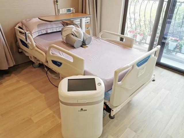 现代生活中的护理床如何成为您的健康守护神