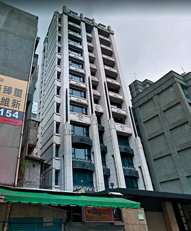 阿娇与赖弘国深夜甜蜜约会 台湾千万爱巢曝光