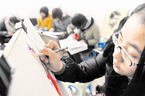 武汉艺考生"曲线救国"路艰难 半年花费超4万