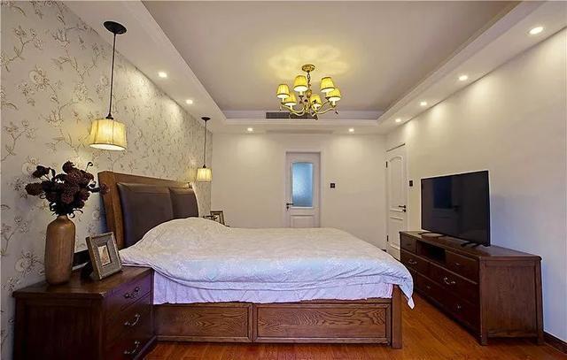 卧室天花这样装睡觉我都觉得香