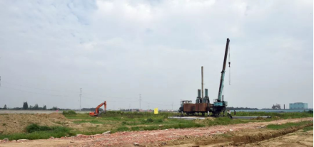 无水港国际物流项目试桩施工建设提速