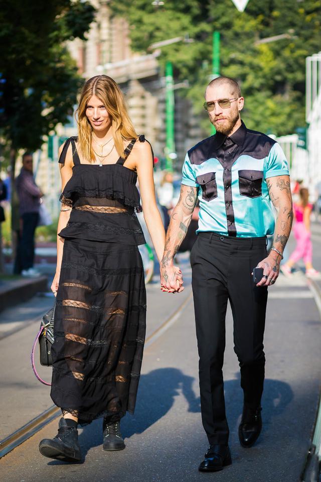 经典的黑色纱裙被veronika heilbrunner轻松地穿成一个朋克酷女孩的