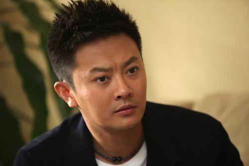 > 正文  印小天开了家重庆菜馆 几年前,印小天与朋友合伙开了一家餐厅