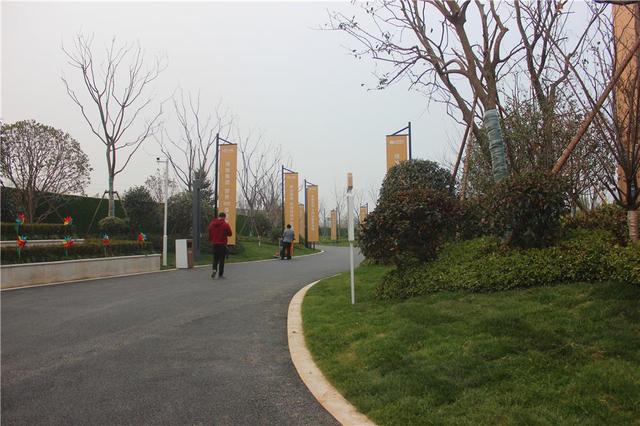 小q探盘之漯河绿地城,沙河畔,高铁旁的世界生活城