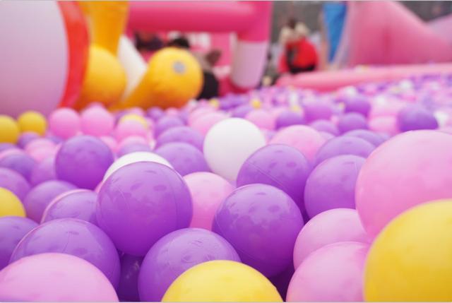 海洋球乐园空降鹰城恐龙主题狂欢节再添新成员