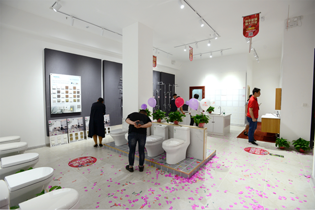 京东家装全国首家线下c级示范店落户河南沈丘