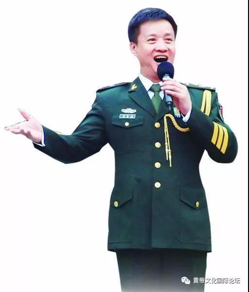 他就是军人歌手,阳刚最强音——阎维文.