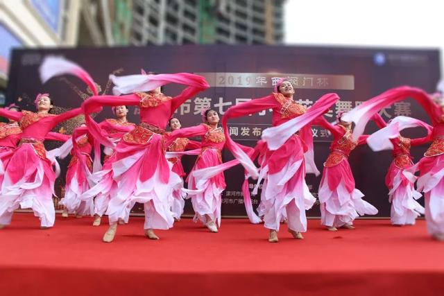 "西阙门杯"第七届小荷花奖舞蹈大赛启动仪式盛大举办!