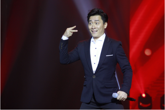 图为著名主持人,歌手王亚民值得一提的是,为进一步扩大本次盛会的影响