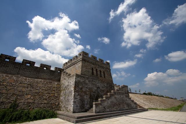 城建日新月异 益阳古城墙旧貌换新颜