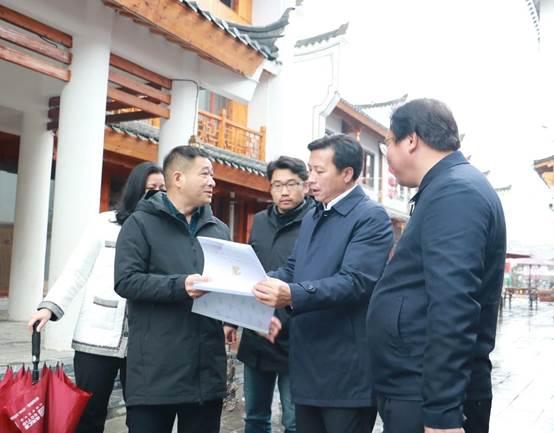 零陵区委书记唐烨调研零陵古城项目建设工作