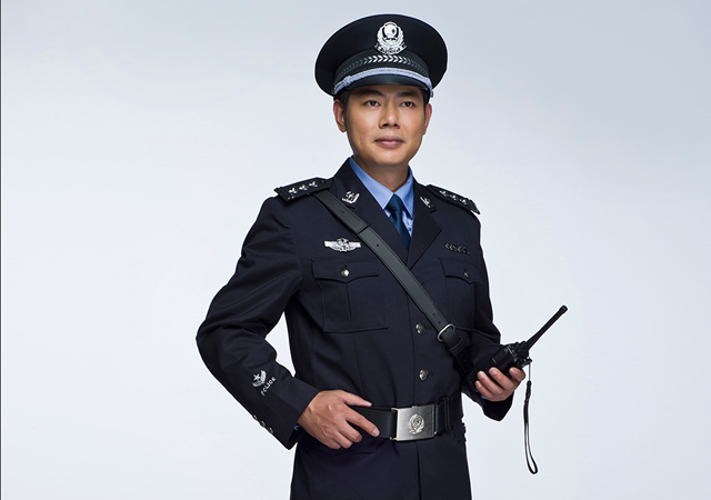 广州交警制服图片