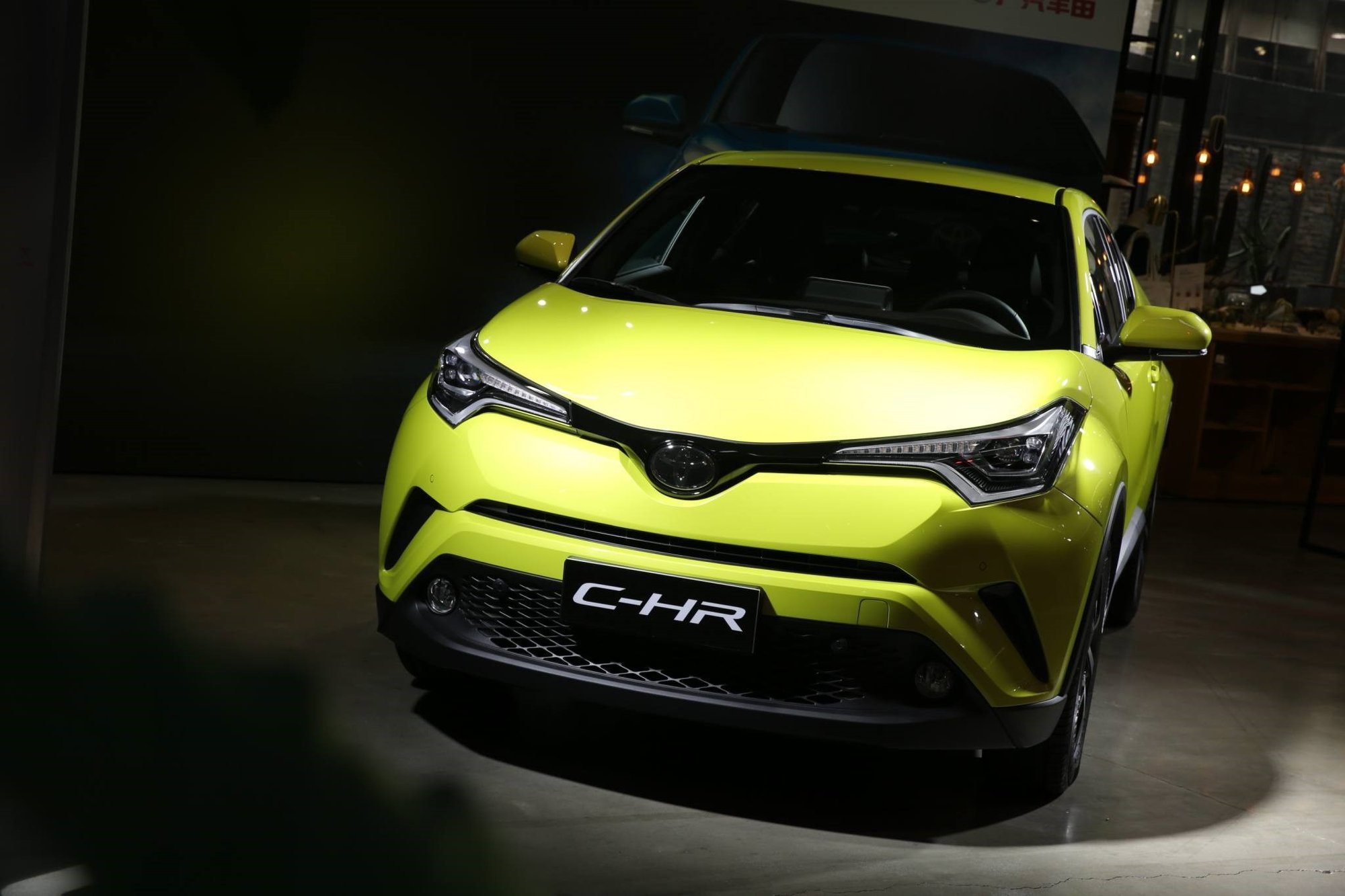 48万元起 广汽丰田c-hr越级而生