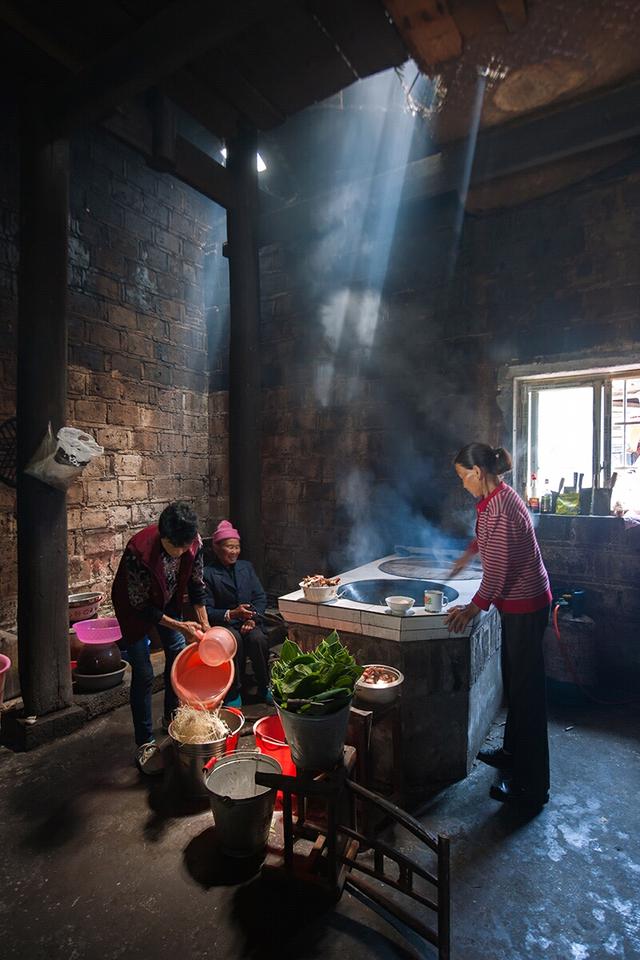 张家界摄协主席覃文乐：再过四十年仍值得怀念