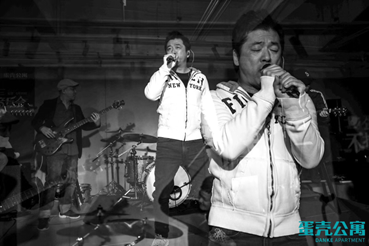 唱响环保 蛋壳公寓用音乐助力“地球一小时”