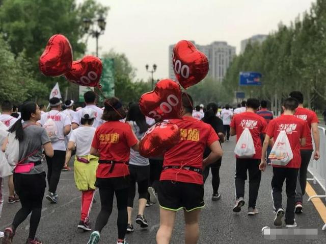 永定河孔雀城英国宫 奔跑吧固安