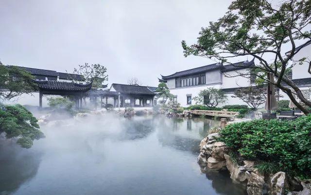 双层听雨小院 解读坡地庭院生活