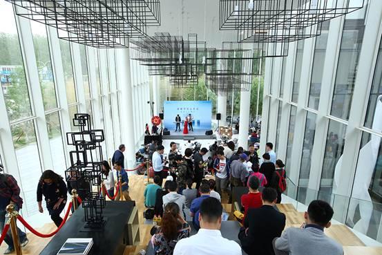 北五环最期待楼盘浪漫盛放千人挤爆售楼处