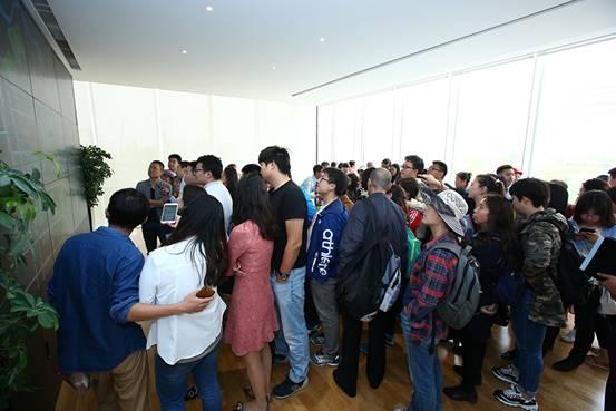 北五环最期待楼盘浪漫盛放千人挤爆售楼处