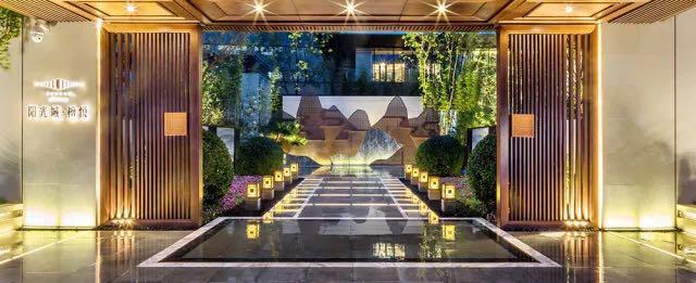 小长假楼市改善型置业需求复苏 中央别墅区迎来关注