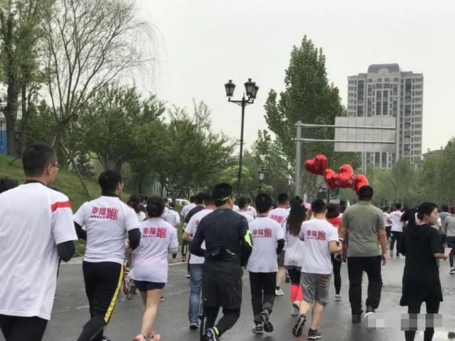 永定河孔雀城英国宫 奔跑吧固安