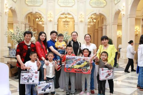 创意亲子互动 鉴证宝贝快乐成长