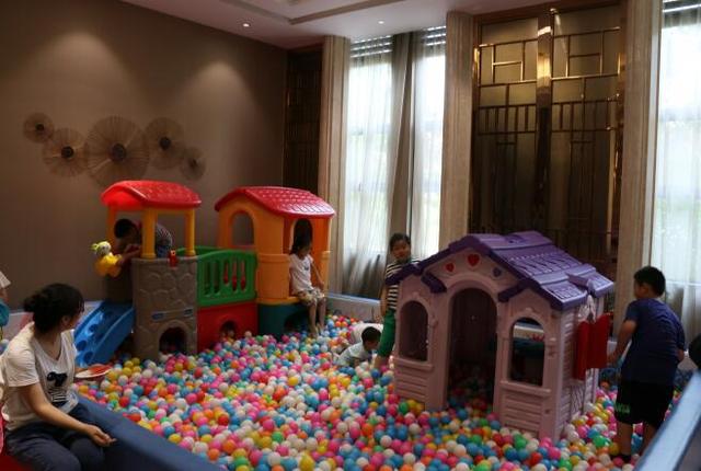 鑫苑·汤泉世家惹火环京 周末活动现场万人空巷