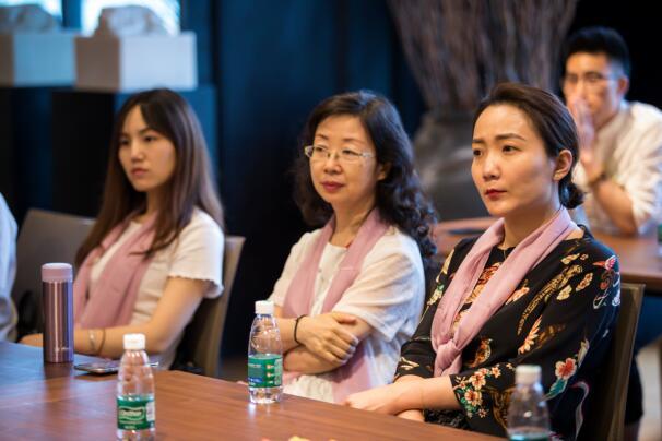 中经联盟“金蝶”营销专委会走进檀香府 共话10年发展