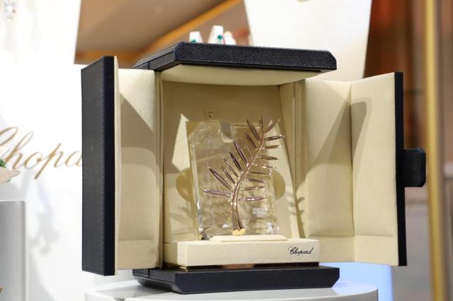 荣耀之夜 | 萧邦戛纳主题华筵 开启霄8品质生活之旅