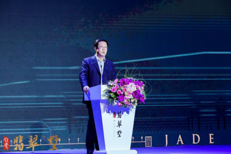 领秀·翡翠墅  一个关于「宽」的城市奇迹正在上演