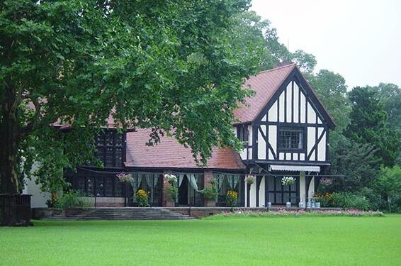 上海沙逊别墅竟沦为菜地历史保护建筑管理缺位