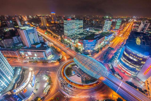 6月14日电 (记者 陈静)苏宁易购五角场店近期发生聚集性疫情受到关注