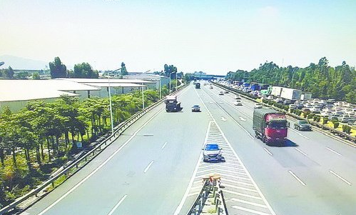 高速厦门辖区匝道口增设新型抓拍系统将扩展到隧道内