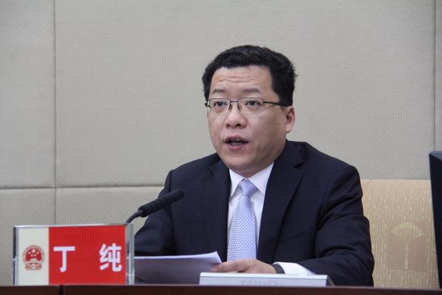 常州举行十六届人大会议 任命新一届政府组成人员