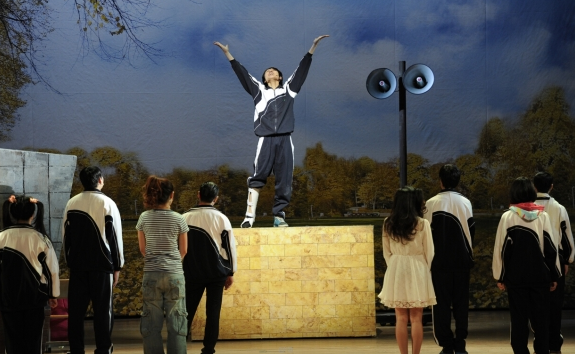 舞台剧《夏洛特烦恼》怀念醒不来的梦-《夏洛特烦恼》电影专题