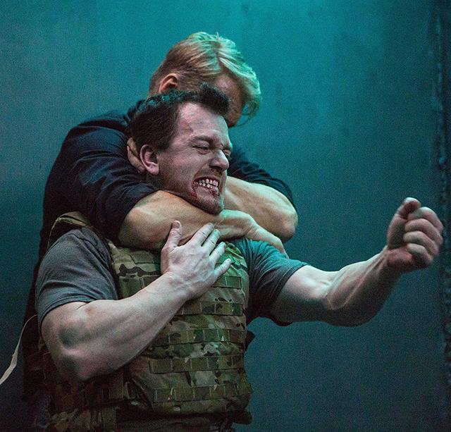 大苏观影团深海越狱挑战史上最严密监狱