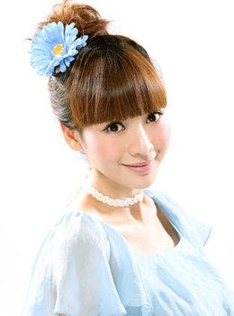 甜美清纯 田园花样发型写真