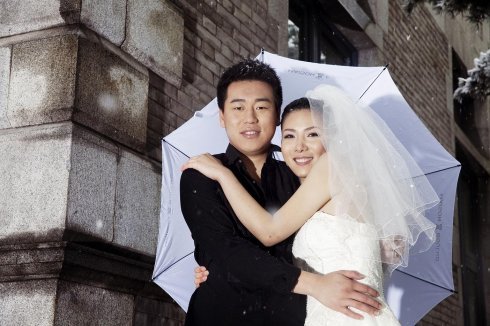 奥运冠军庞伟杜丽甜蜜婚纱照