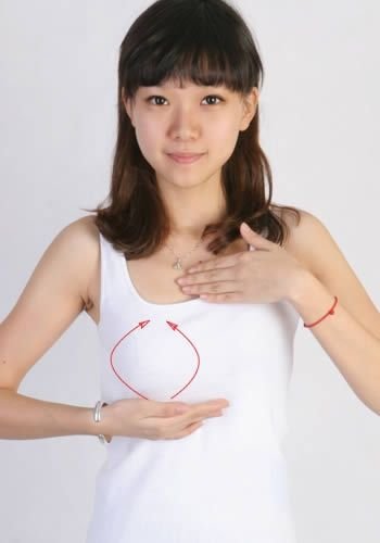 暴涨两cup 活血丰胸按摩操