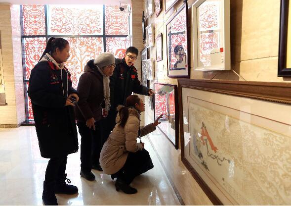 遼陽,鐵嶺等地區的非物質文化遺產剪紙傳承人,以及瀋陽師範大學美術與