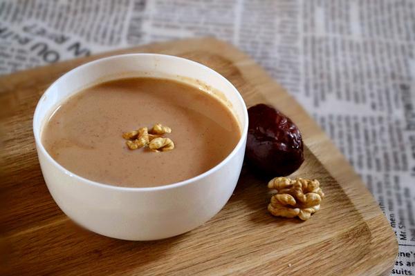 滋补***红枣核桃露