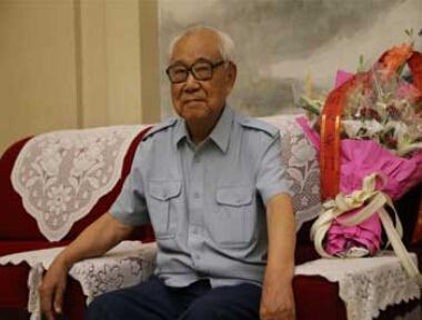 辽宁两位抗战老兵将接受检阅 年龄均在90岁以上