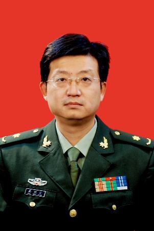 沈阳军区总院眼科主任高明宏接受专访