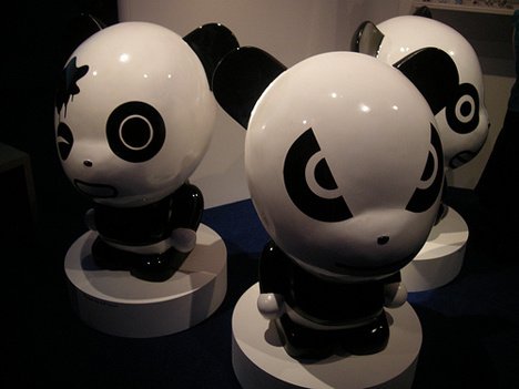 时尚玩偶hi panda 吉吉熊猫畅游巴黎_潮流资讯_蓝网