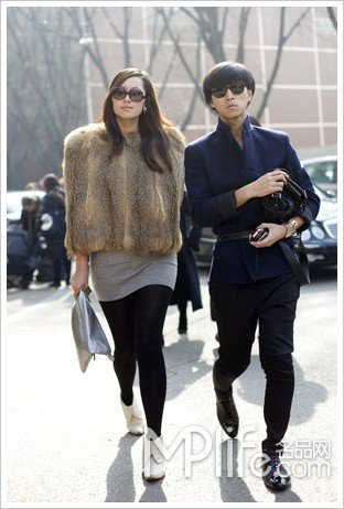 姓名:韩火火 名字意思:fire everywhere 外号:妖男 性别:男 年龄