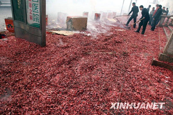 雷鸣炮爆竹图片