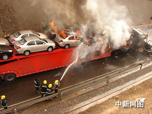 现代城市交通事故频发的原因 同一地点交通事故频发