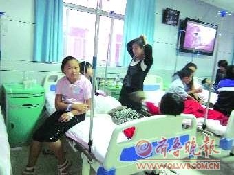 山东莘县86名小学生饭后出现食物中毒症状(图)
