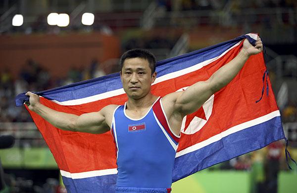 朝鲜选手:金牌对我没意义 希望韩国对手早日痊愈